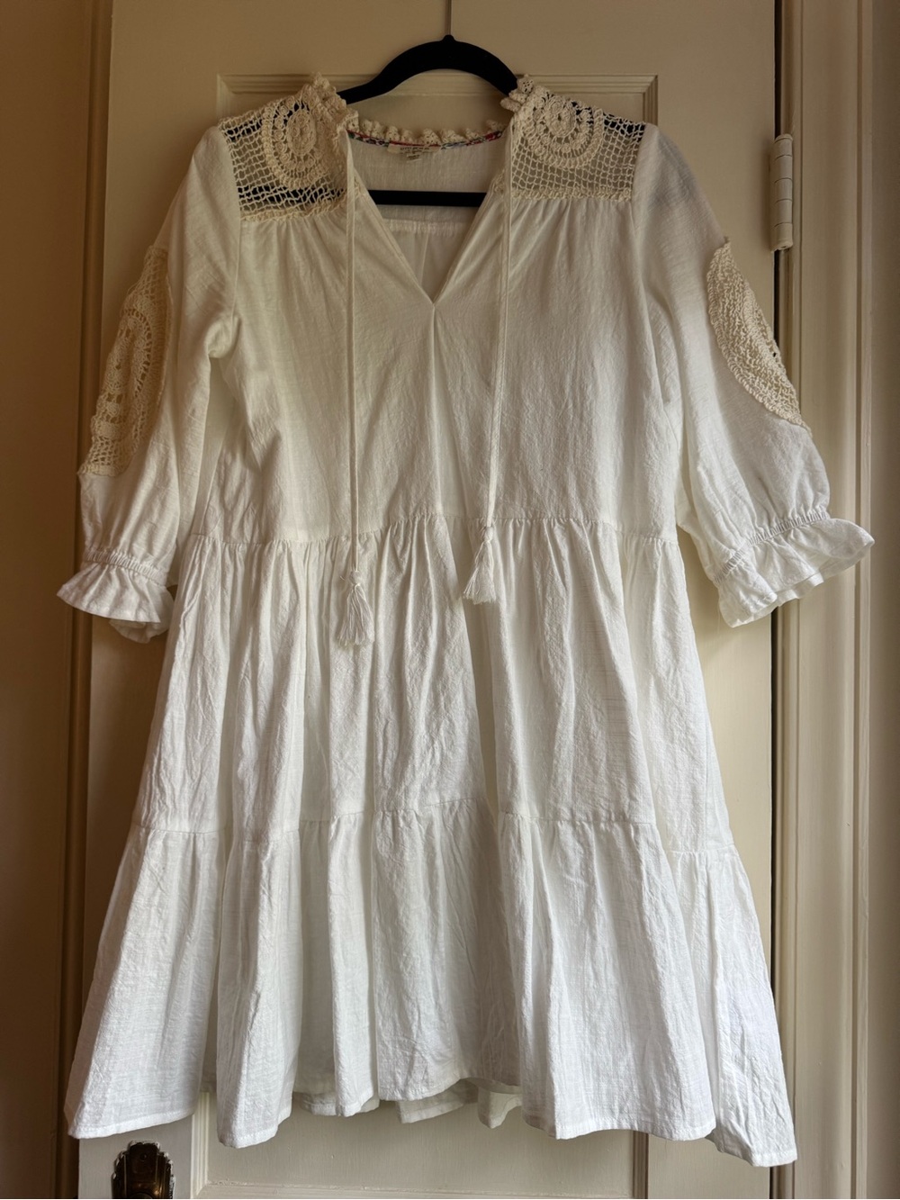 Umgee White Boho Ruffled Crochet Neckline Blouse